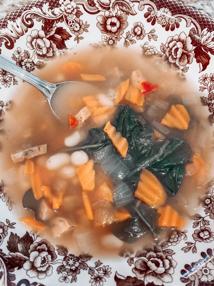 Healthy and Hearty Spinach and Bean Soup